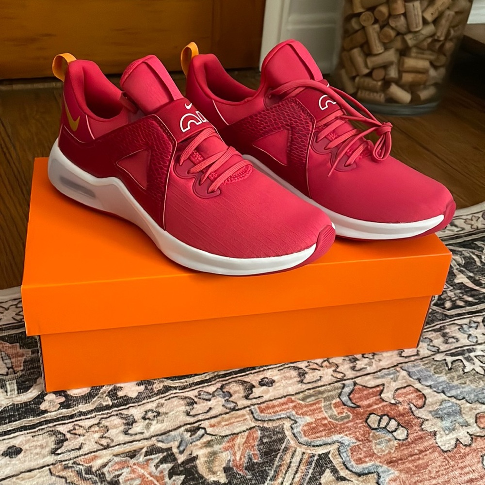 Nike Air Max Bella TR 5